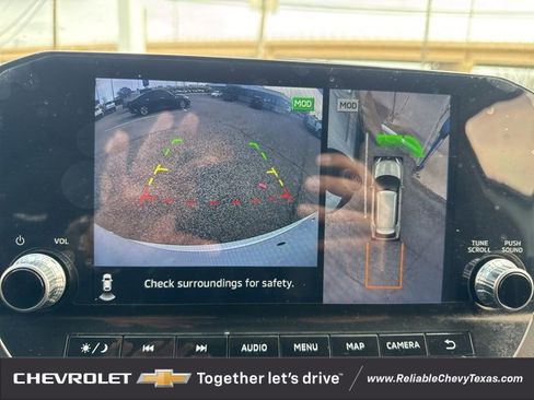 Used 2023 Mitsubishi Outlander SE image 14