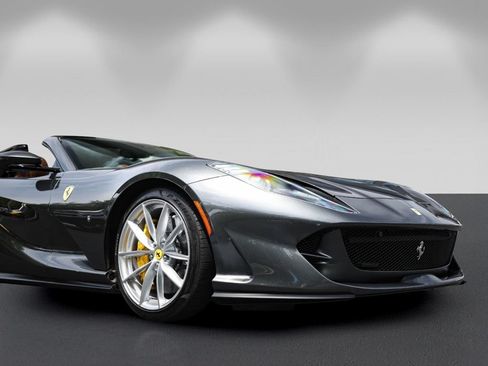 Certified 2022 Ferrari 812 GTS RWD image 11