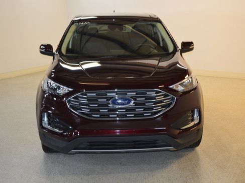 Used 2024 Ford Edge Titanium image 8