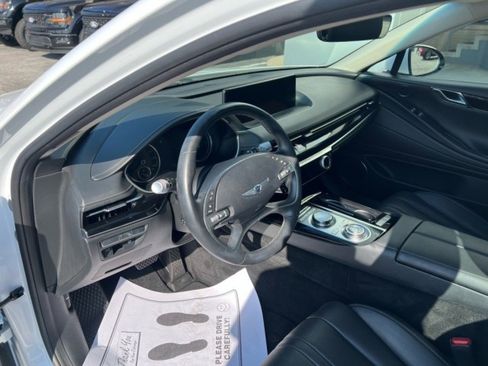 Used 2023 Genesis G80 2.5T image 22