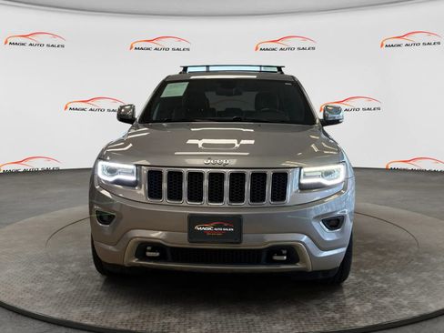 Used 2016 Jeep Grand Cherokee Overland AWD/4WD image 3