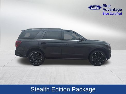 Certified 2024 Ford Expedition Limited RWD image 6