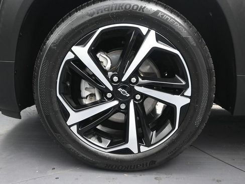 Used 2023 Chevrolet TrailBlazer RS FWD image 10