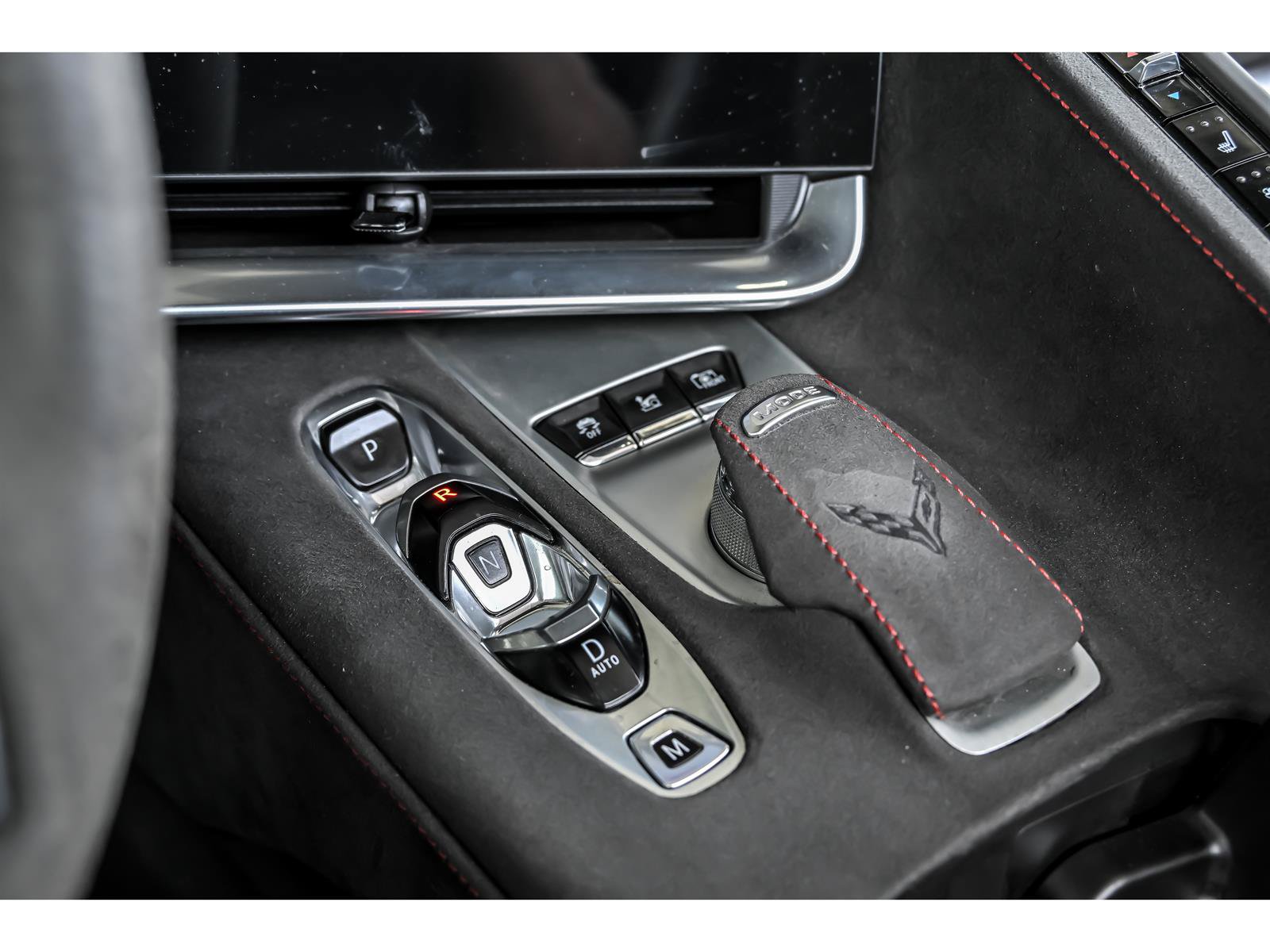 Used 2024 Chevrolet Corvette Stingray Premium Conv w/ 3LT RWD image 21