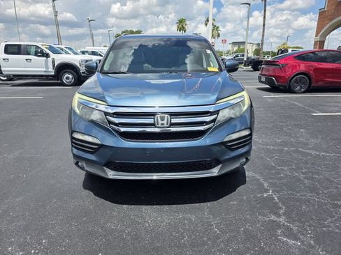 Used 2017 Honda Pilot Touring image 3