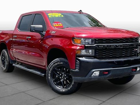 Used 2021 Chevrolet Silverado 1500 Custom Trail Boss AWD/4WD image 3