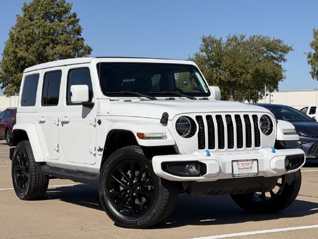 Used 2021 Jeep Wrangler Unlimited Sahara AWD/4WD image 2