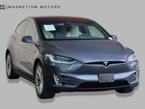 Used 2019 Tesla Model X Long Range AWD/4WD image 7
