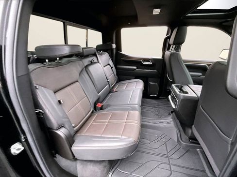 Used 2025 Chevrolet Silverado 1500 High Country w/ Midnight Edition image 25