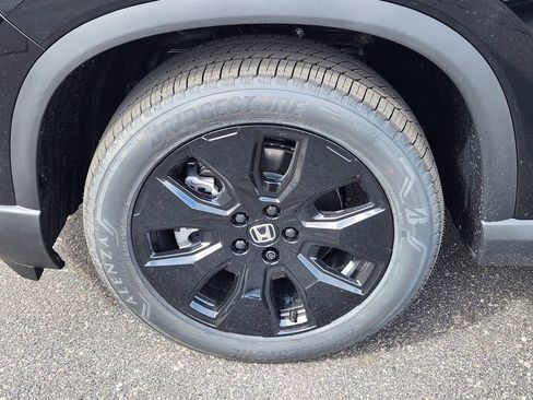 New 2026 Honda Pilot Black Edition image 10