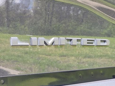 Used 2020 RAM 2500 Limited AWD/4WD image 33