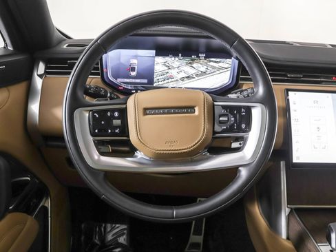 Used 2024 Land Rover Range Rover Long Wheelbase SE image 27