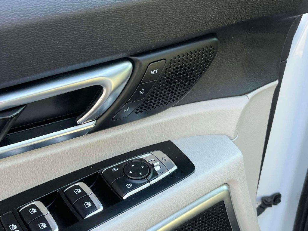 Used 2020 Kia Telluride SX FWD image 17