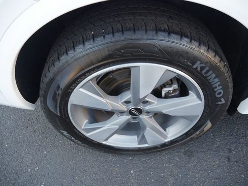 Certified 2023 Audi Q5 2.0T Premium Plus w/ Premium Plus Package image 14