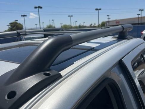 Used 2011 Nissan Frontier SL w/ Moonroof Pkg AWD/4WD image 33