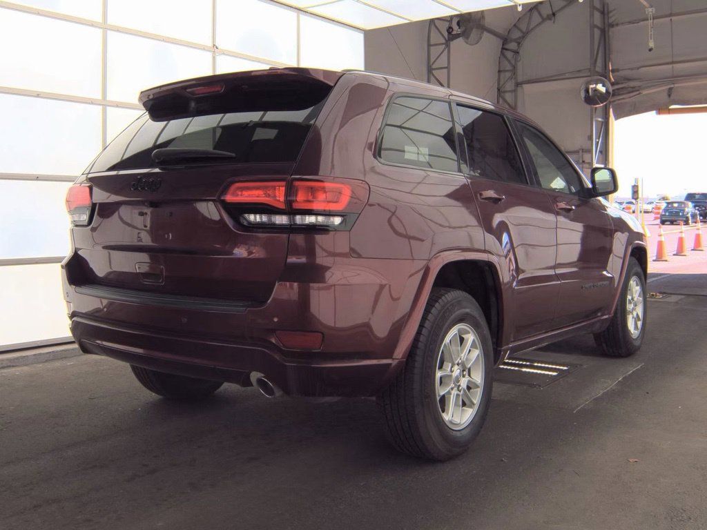Used 2019 Jeep Grand Cherokee Altitude RWD image 9