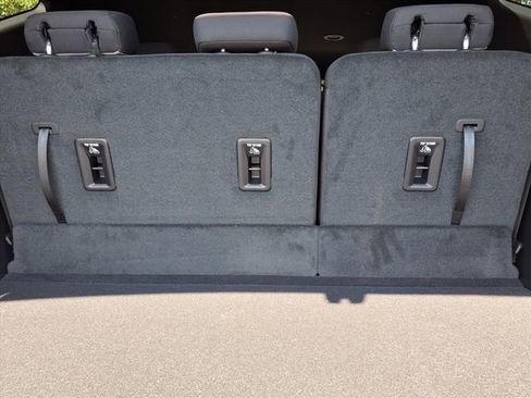 New 2026 Chevrolet Traverse LT image 18