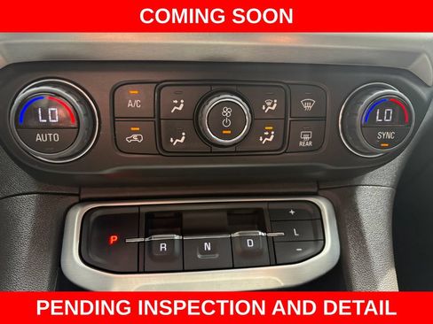 Used 2023 GMC Acadia SLE w/ Driver Convenience Package AWD/4WD image 32