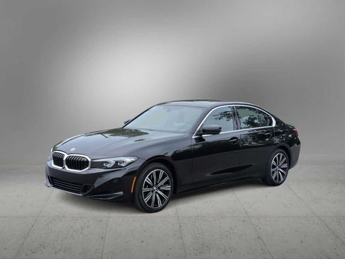 Certified 2025 BMW 330i xDrive Sedan AWD/4WD image 4