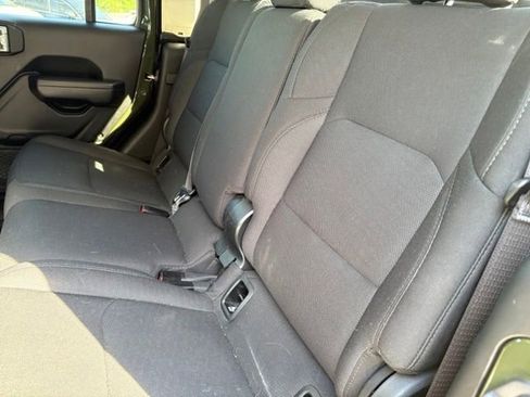 Used 2021 Jeep Gladiator Sport AWD/4WD image 14