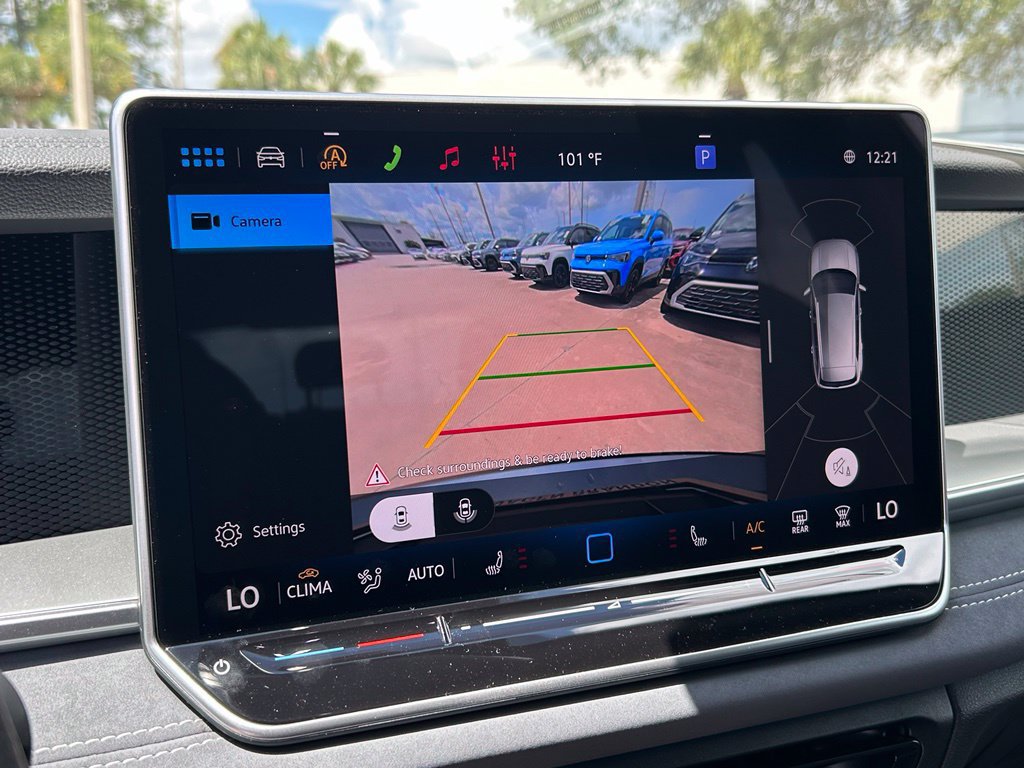 New 2026 Volkswagen Tiguan SE R-Line FWD image 27