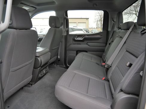 Used 2022 GMC Sierra 1500 Elevation w/ LPO, Elevation Black Package image 13