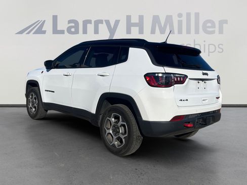 Used 2022 Jeep Compass Trailhawk w/ Sun and Sound Group image 3