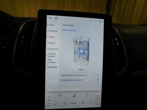 Used 2024 Ford Edge SEL image 28