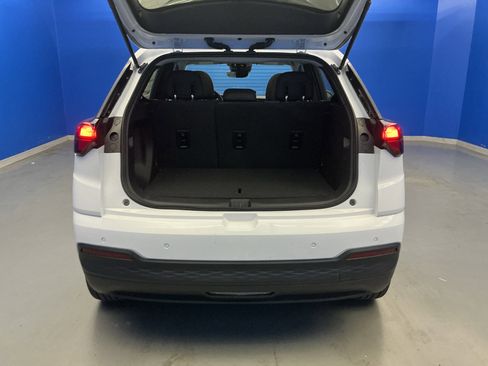 New 2027 Chevrolet Bolt RS FWD image 19