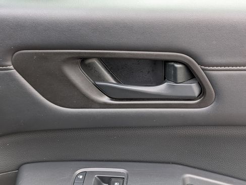 Used 2024 Nissan Pathfinder SV FWD image 35