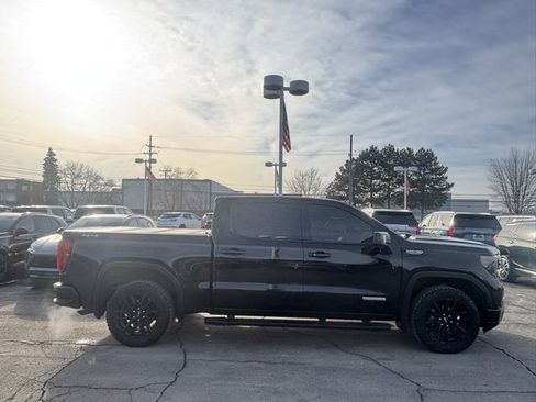 Used 2022 GMC Sierra 1500 Elevation w/ Elevation Premium Package image 4