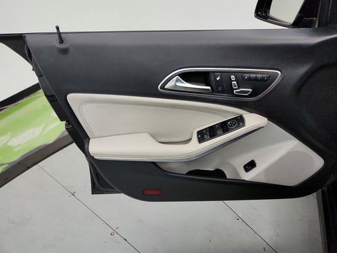 Used 2019 Mercedes-Benz CLA 250 image 21