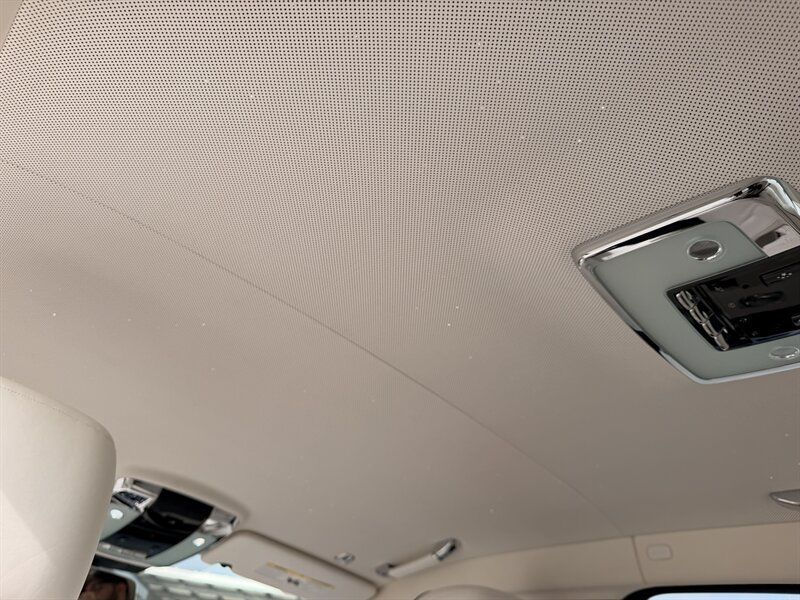 Used 2021 Rolls-Royce Ghost AWD/4WD image 40