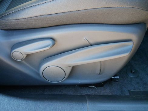 New 2026 Jeep Compass Latitude image 23