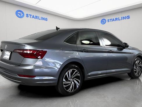 Used 2021 Volkswagen Jetta SEL FWD image 9