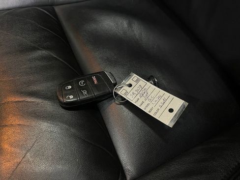 Used 2020 Jeep Grand Cherokee Limited w/ Premium Lighting Group image 37