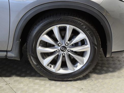 Used 2020 INFINITI QX50 Luxe w/ Navigation Package AWD/4WD image 37