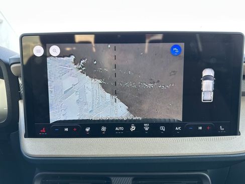 New 2025 Ford Maverick Lariat image 42