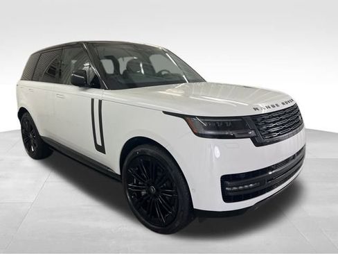 New 2025 Land Rover Range Rover SE image 3