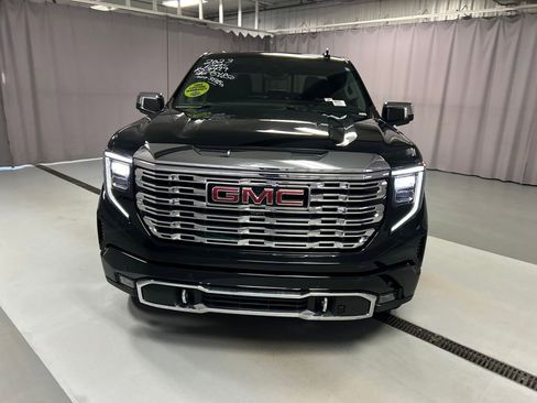 Used 2023 GMC Sierra 1500 Denali w/ Technology Package image 2