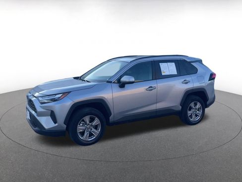 Used 2025 Toyota RAV4 XLE image 8