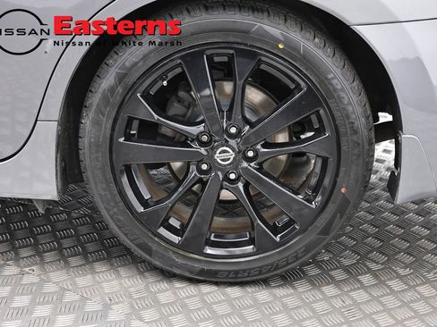 Used 2018 Nissan Altima 2.5 SR w/ SR Midnight Edition image 33