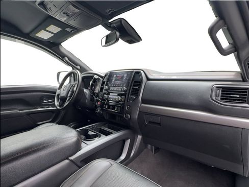 Used 2021 Nissan Titan PRO-4X AWD/4WD image 34