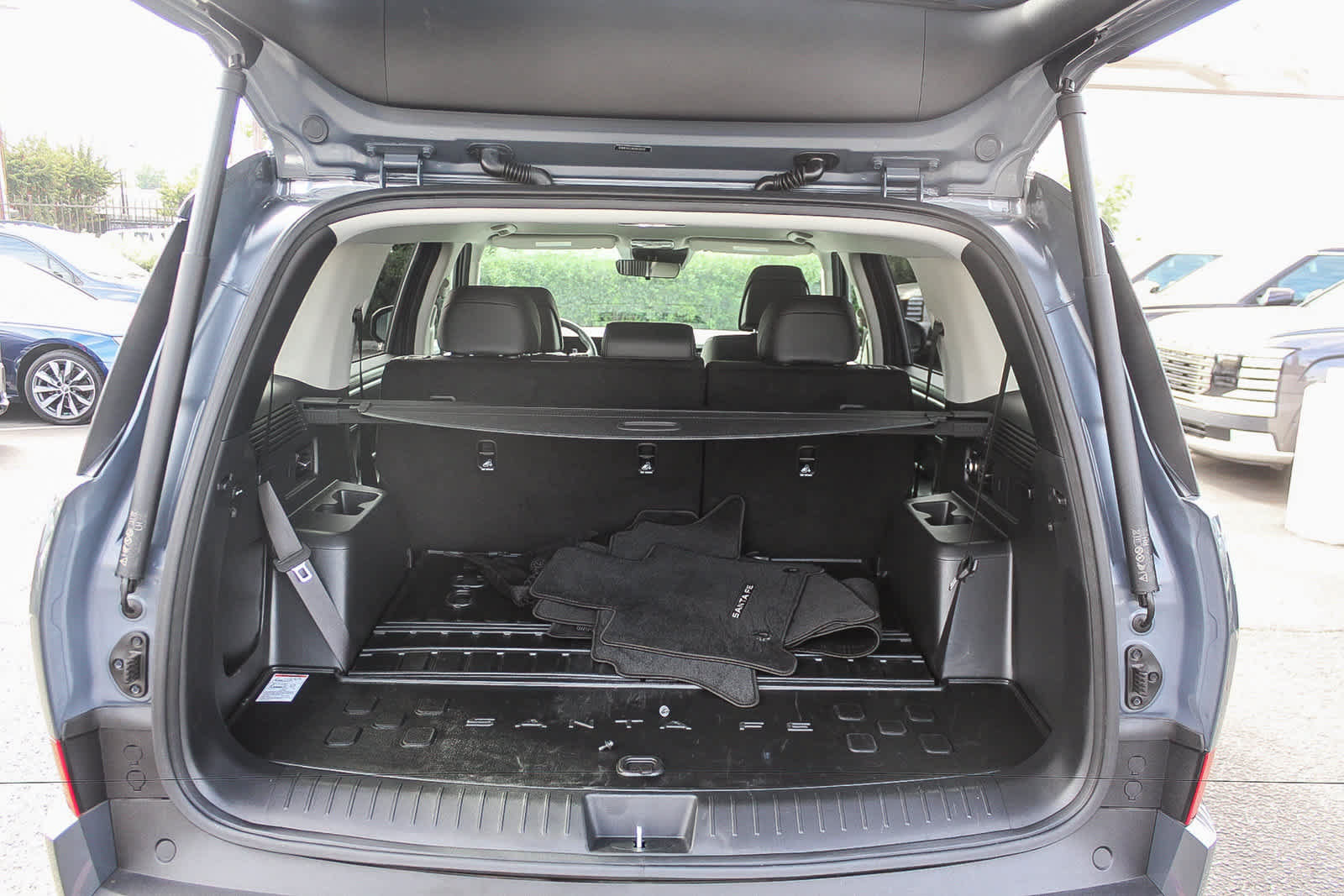 Certified 2025 Hyundai Santa Fe SEL FWD image 34