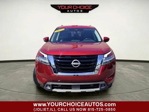 Used 2022 Nissan Pathfinder SL w/ SL Black Package AWD/4WD image 13
