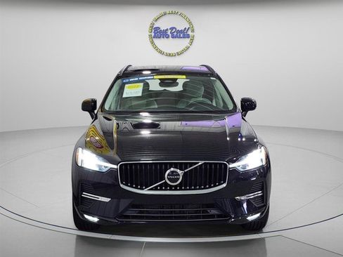 Used 2022 Volvo XC60 B5 Momentum AWD/4WD image 9