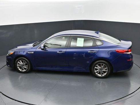Used 2019 Kia Optima LX FWD image 29