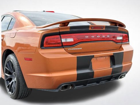 Used 2011 Dodge Charger Rallye RWD image 10