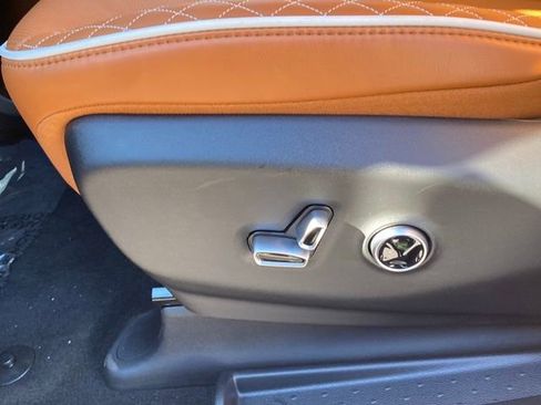 New 2026 Chrysler Pacifica Pinnacle image 17