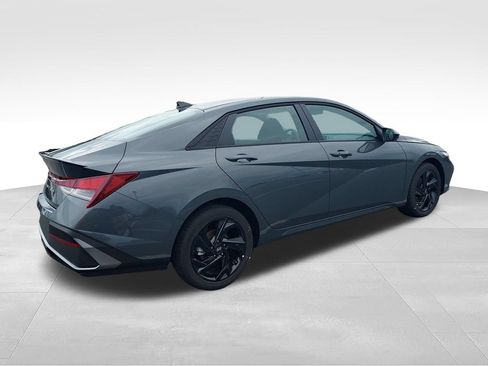 New 2026 Hyundai Elantra Sport FWD image 5